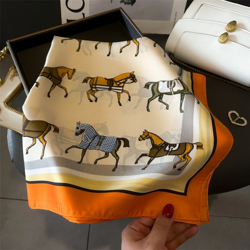 Luxury Brand 2026 Horse Print  – Luxury Skincare Headband Bewertung und Preis