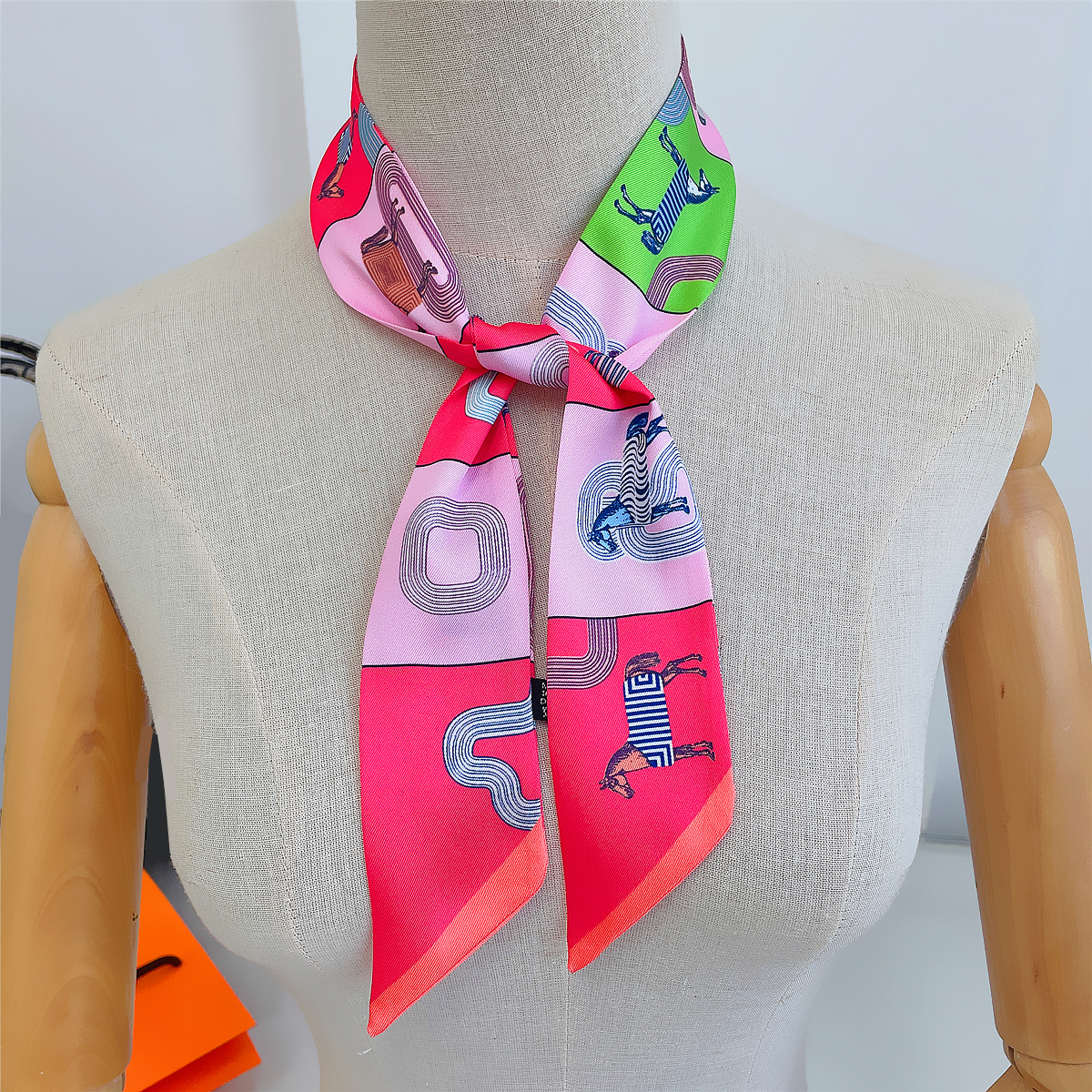 Brand Design Lattice Horse Sca – Luxury Skincare Headband Bewertung und Preis