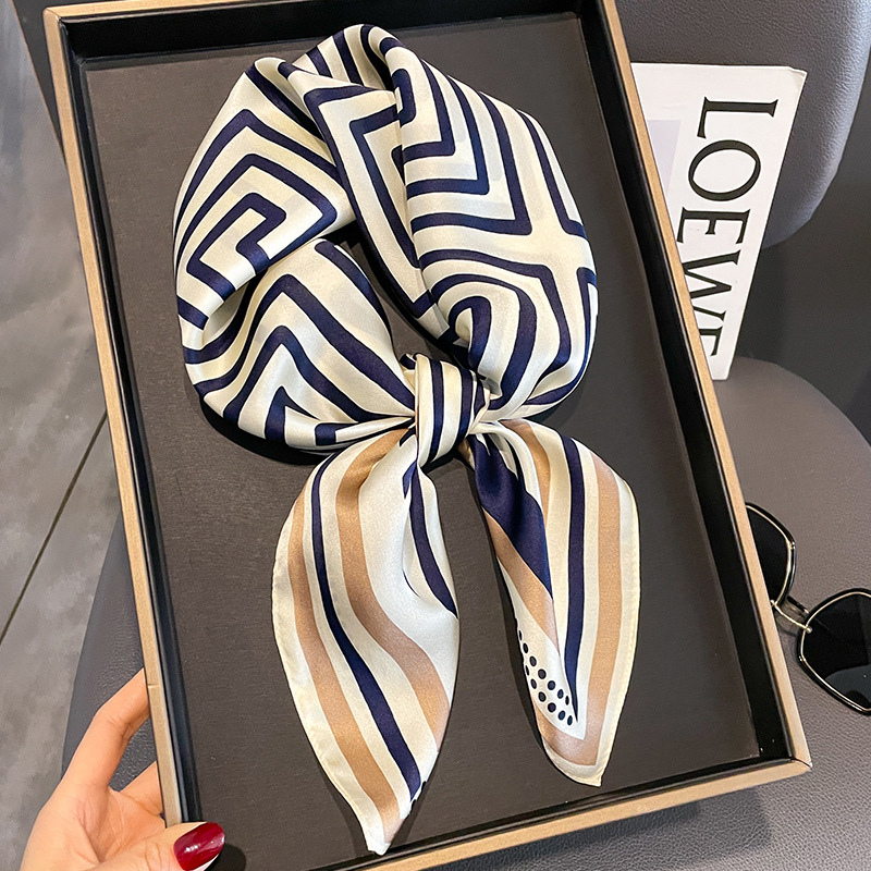 Luxury Brand Neckerchief Sprin – Luxury Skincare Headband Bewertung und Preis