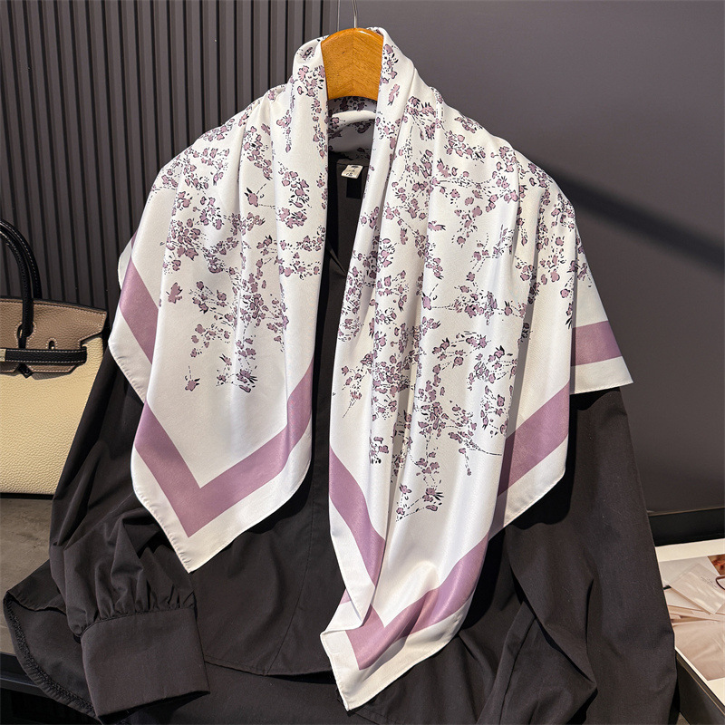 Design Twill Silk Square Scarf – Luxury Skincare Headband Bewertung und Preis