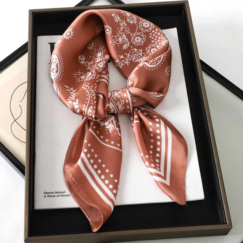Luxury Brand Silk Square Paisl – Luxury Skincare Headband Bewertung und Preis